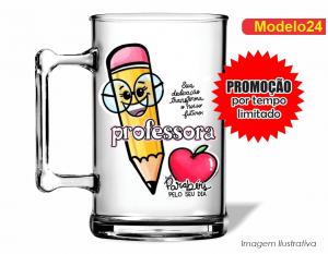 CANECA ACRÍLICA DIA DOS PROFESSORES - MOD024 Poliestireno  Frente colorido Impressão no Adesivo Vinil   