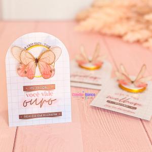 CARTÃO BORBOLETA 3D DOURADO MOEDA DE CHOCOLATE LEMBRANCINHA DIA DA MULHER Borboleta 3D em Papel Vegetal com Gliter Dourado    Papel Fotográfico 180g 
